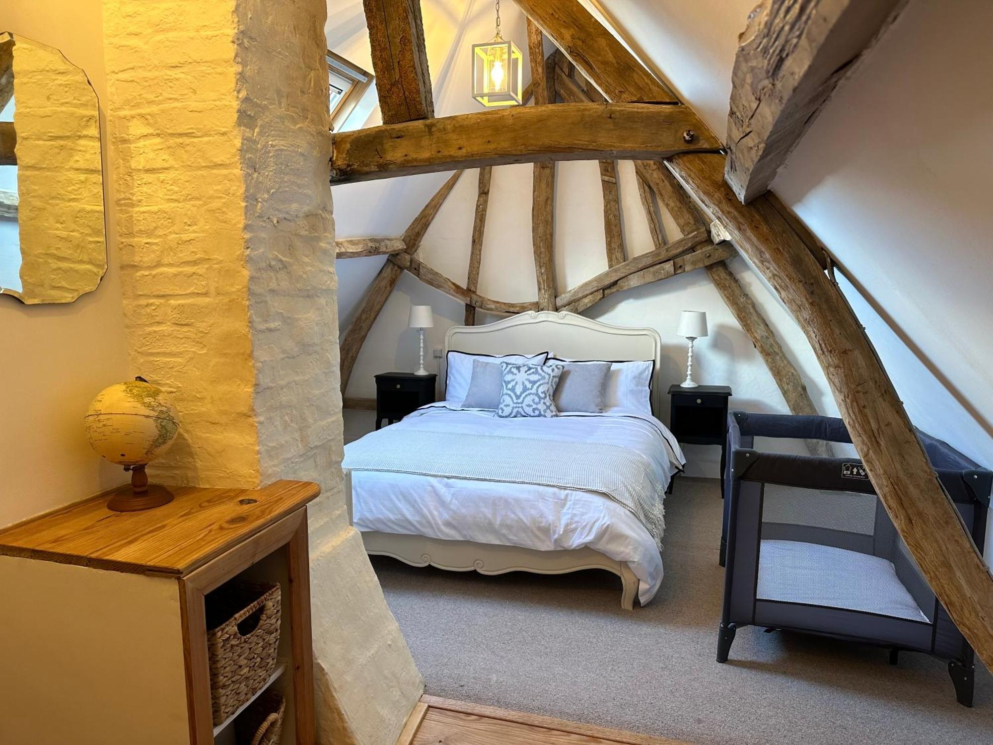 Ferienhaus Charming Converted Granary Capelle-les Hesdin