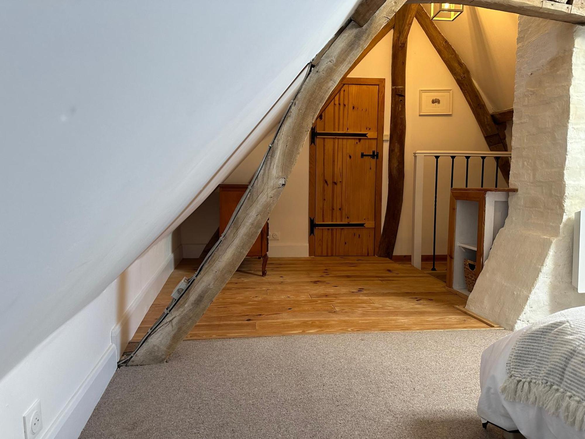 Charming Converted Granary Capelle-les Hesdin