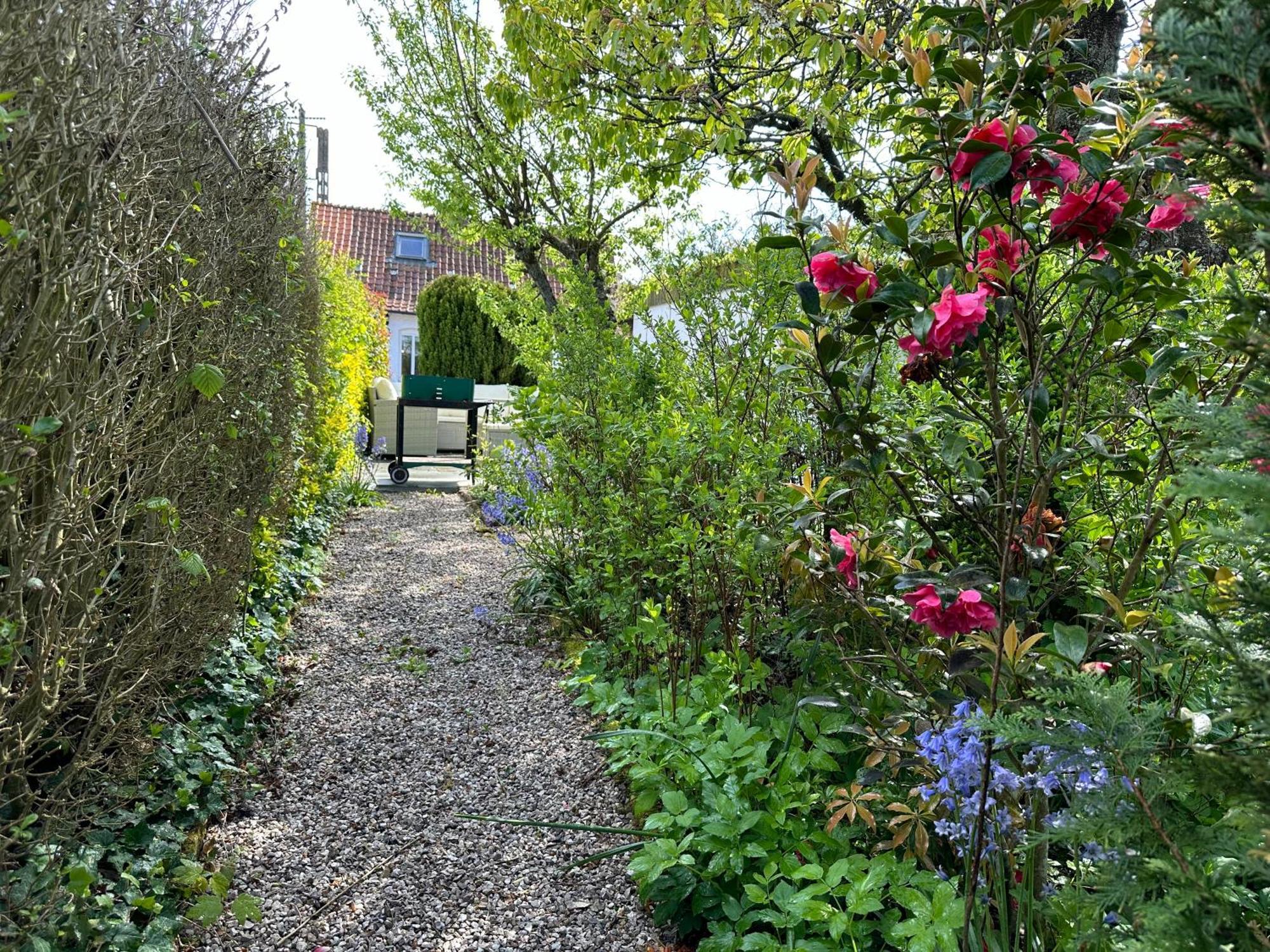 Charming Converted Granary Capelle-les Hesdin